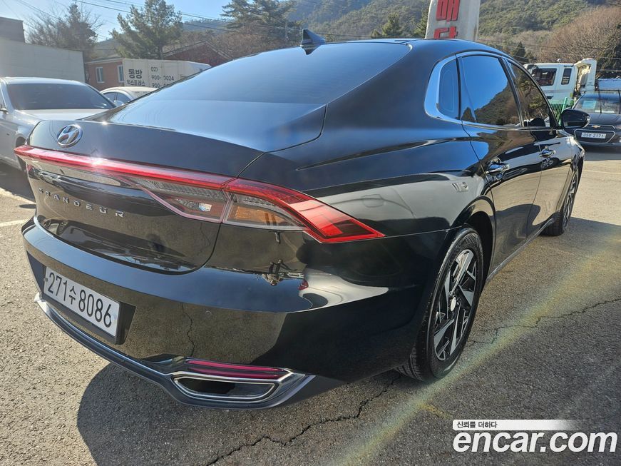 Hyundai Grandeur 2020