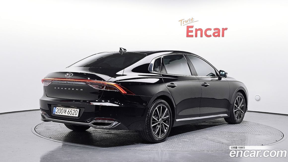 Hyundai Grandeur 2022