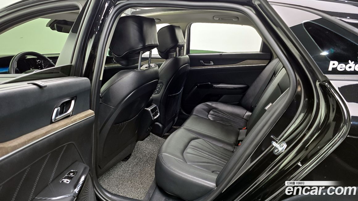 Kia K5 2021