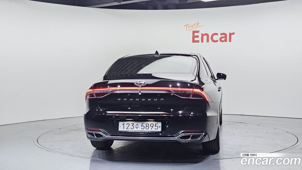 Hyundai Grandeur 2020