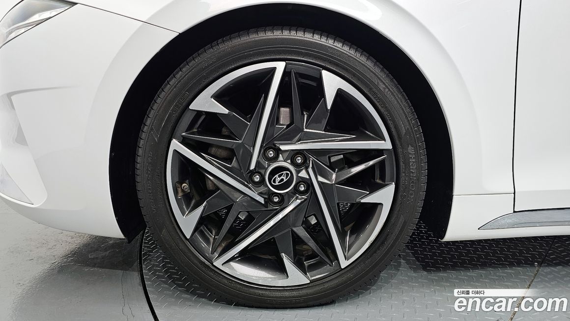 Hyundai Grandeur 2021