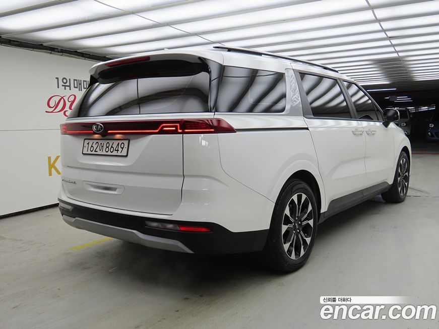 Kia Canival 2021