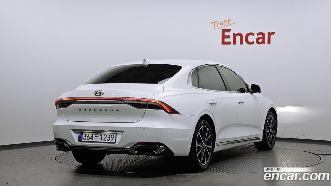Hyundai Grandeur 2022