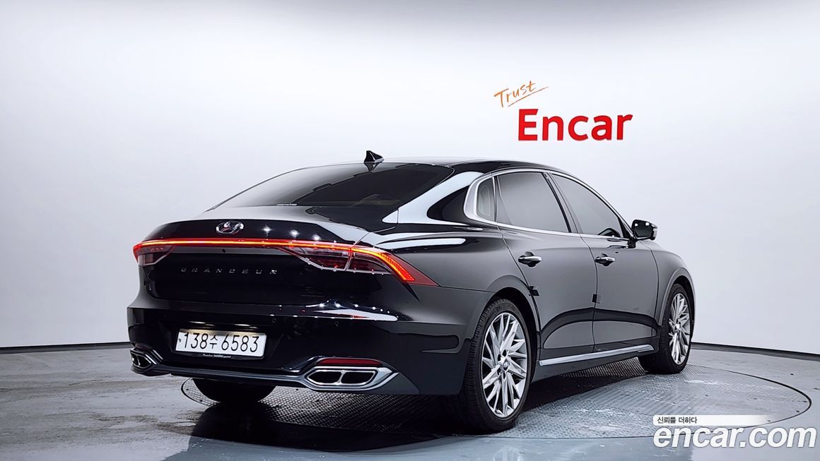 Hyundai Grandeur 2020