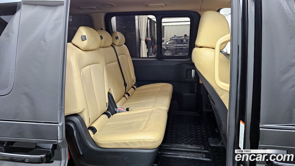 Hyundai Staria 2023