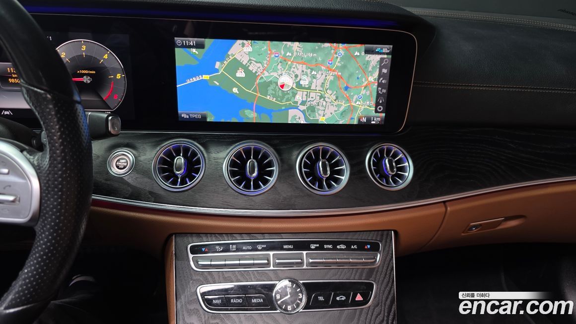 Mercedes-Benz E-Class 2020