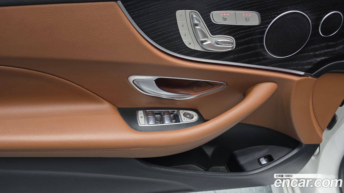 Mercedes-Benz E-Class 2020