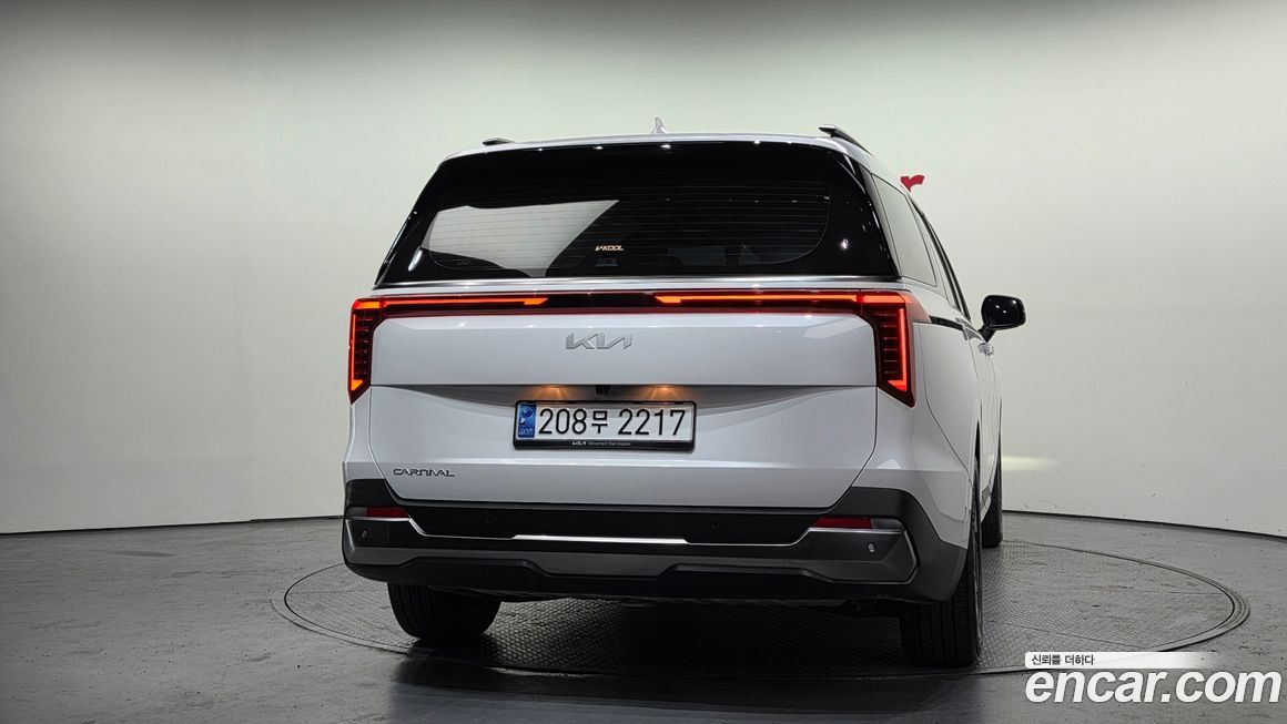 Kia Canival 2024