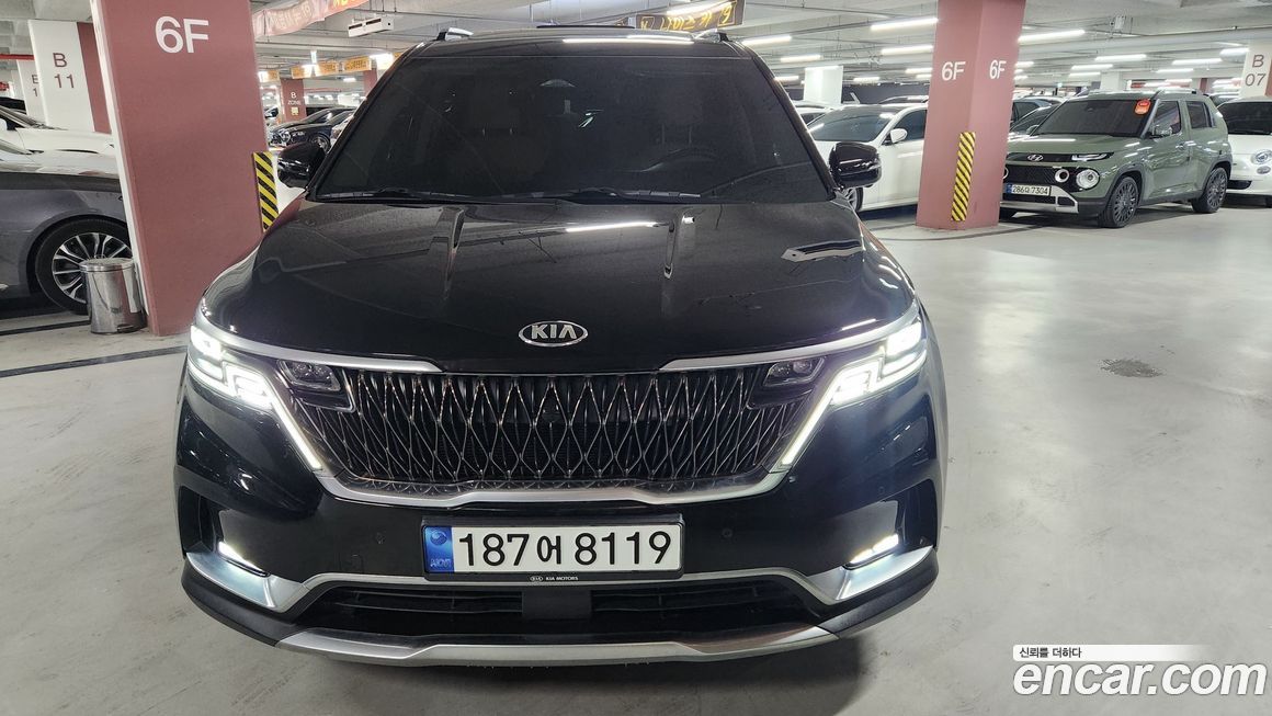 Kia Canival 2021