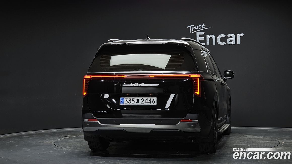 Kia Canival 2025