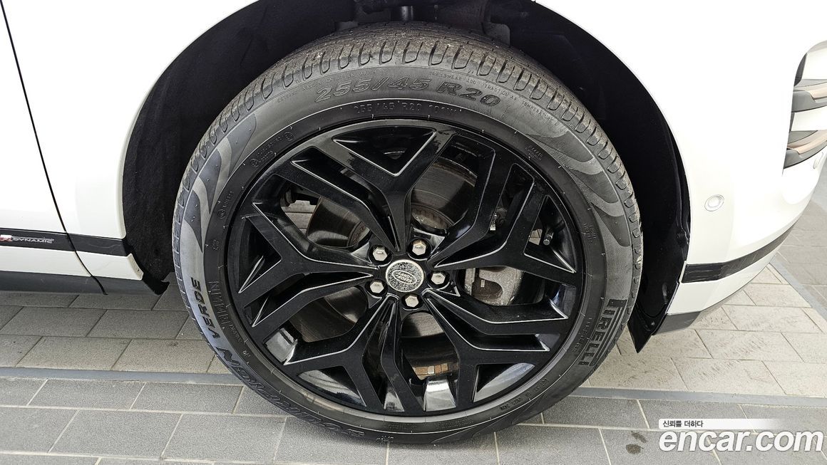 Land Rover Range Rover Evoque 2021