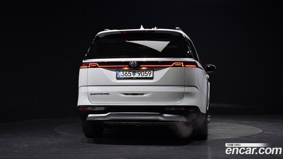 Kia Canival 2021