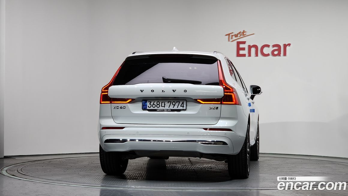 Volvo XC60 2024