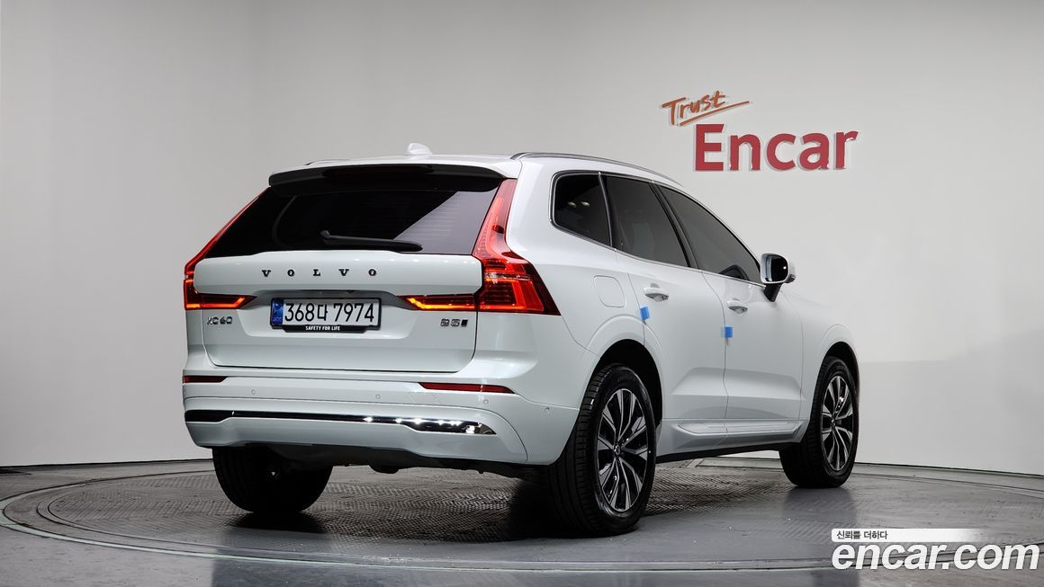 Volvo XC60 2024