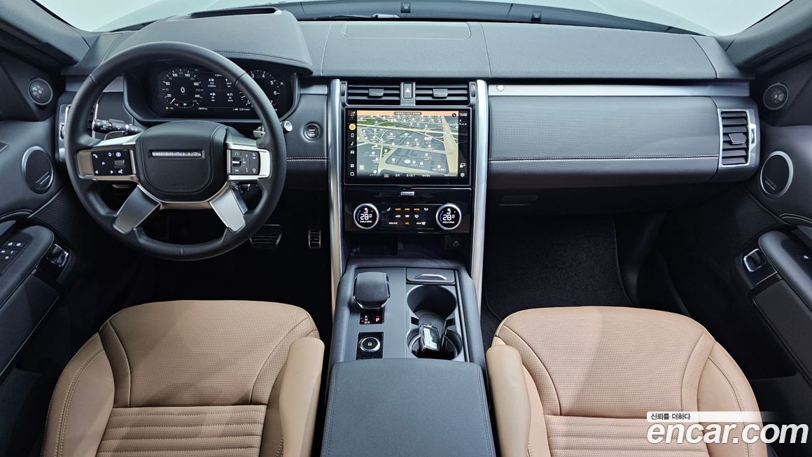 Land Rover Discovery 2024