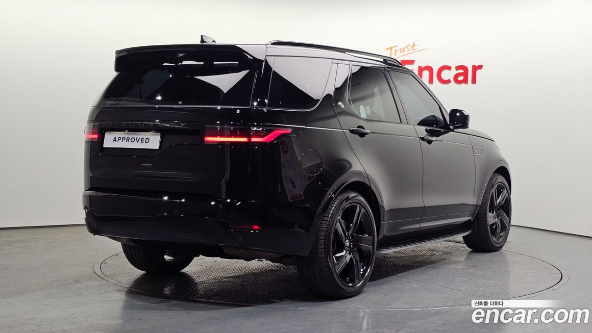 Land Rover Discovery 2024