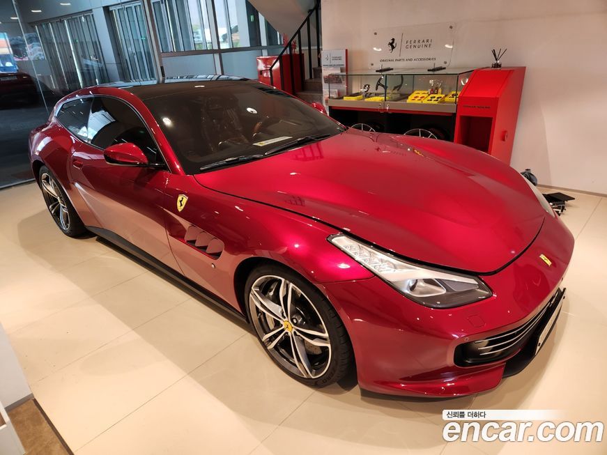 Ferrari GTC4 Lusso 2017