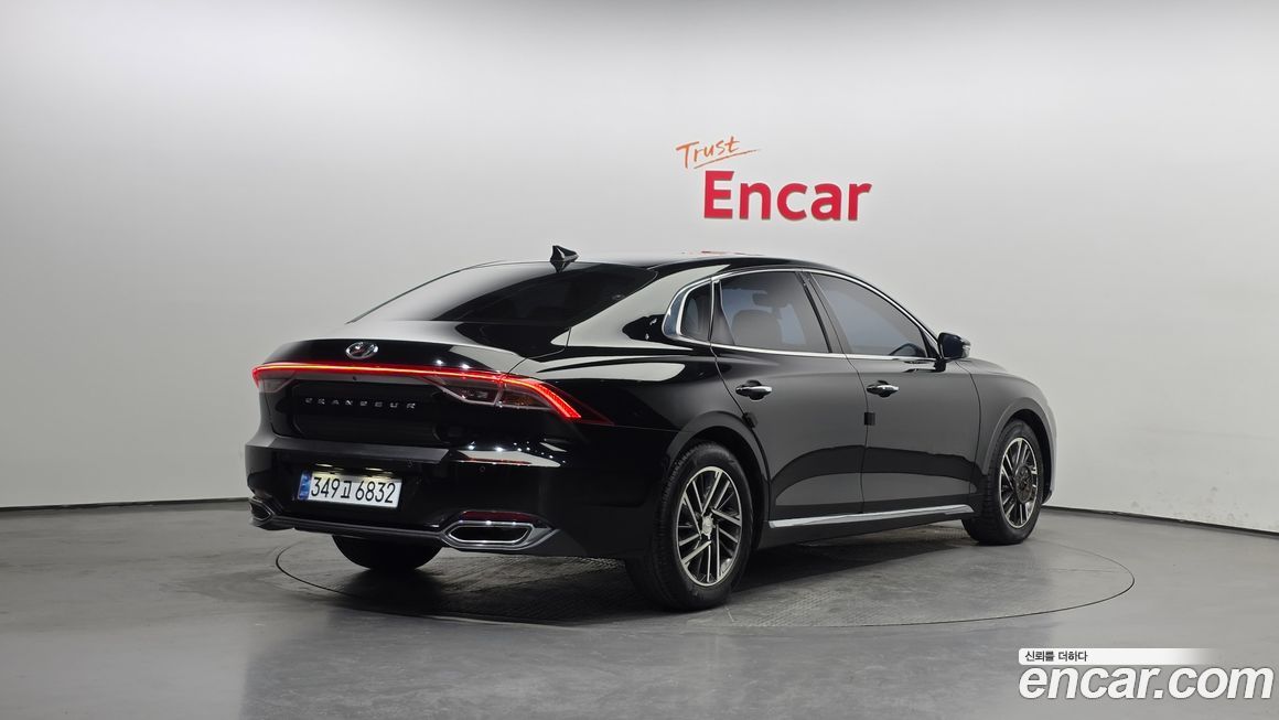 Hyundai Grandeur 2020