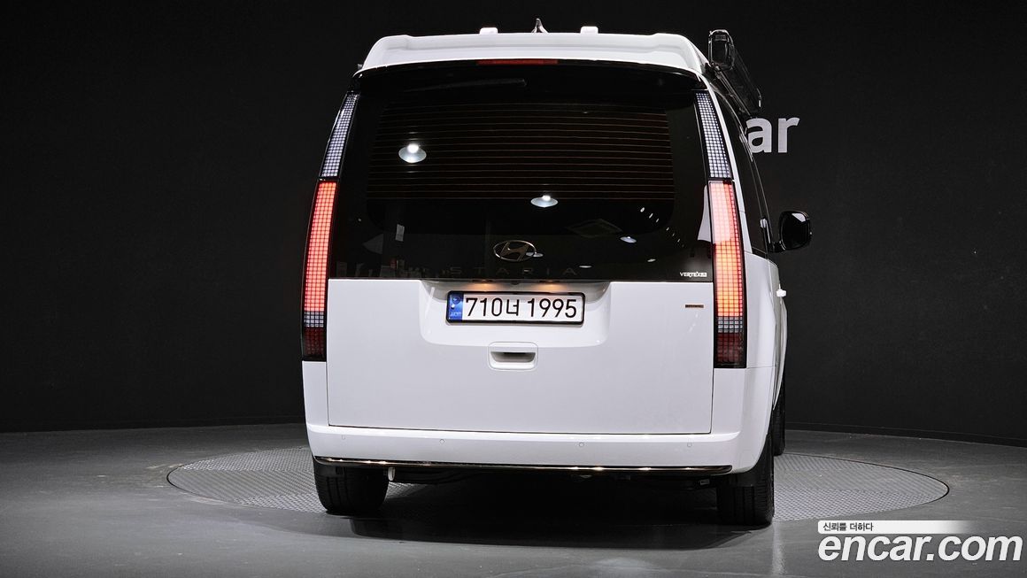 Hyundai Staria 2025