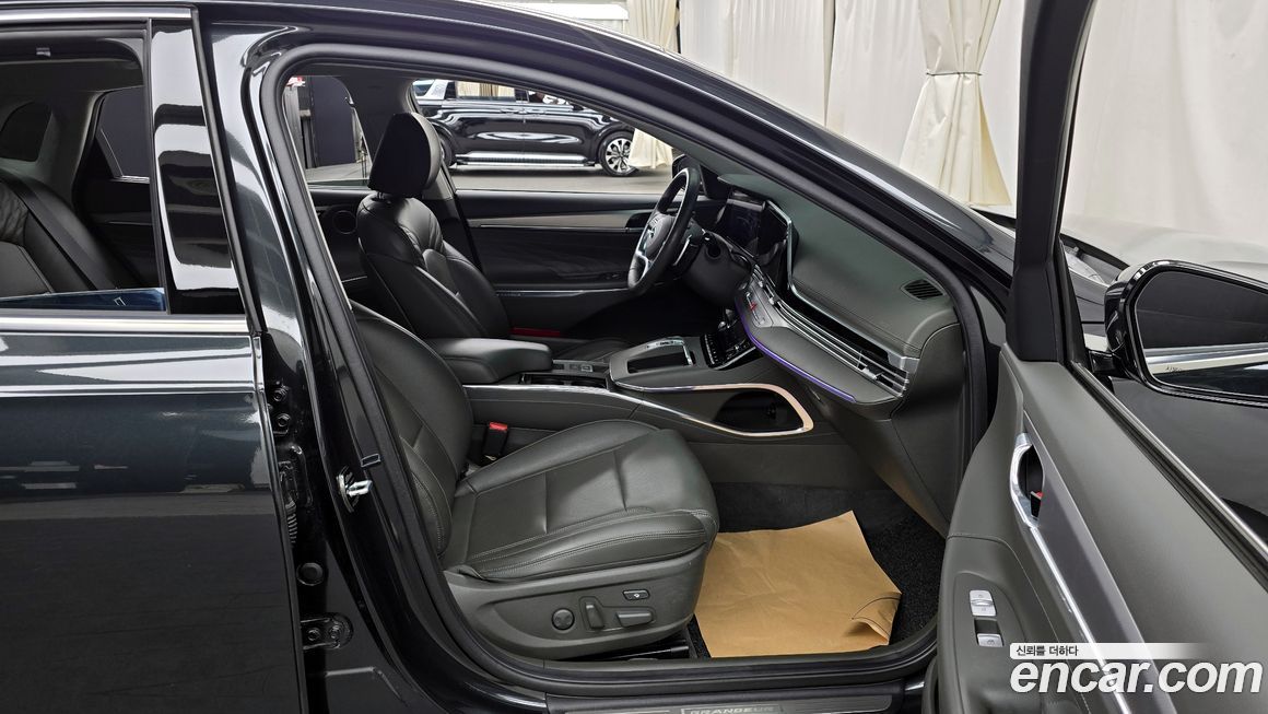 Hyundai Grandeur 2020