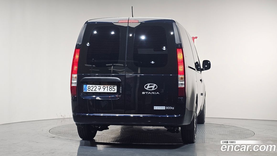 Hyundai Staria 2025
