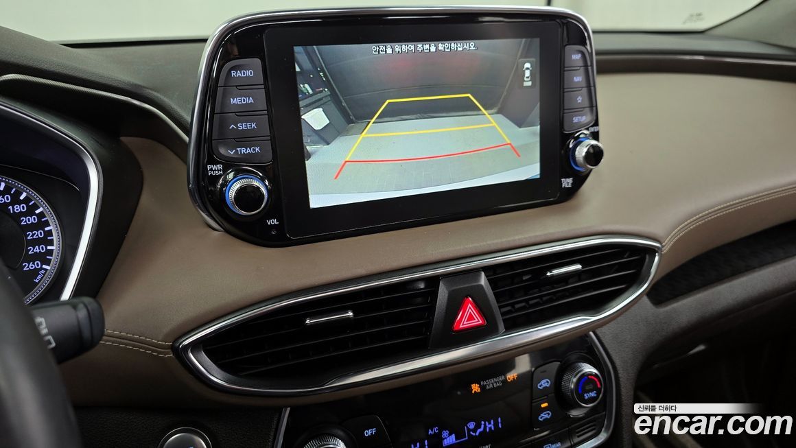 Hyundai Santafe 2020