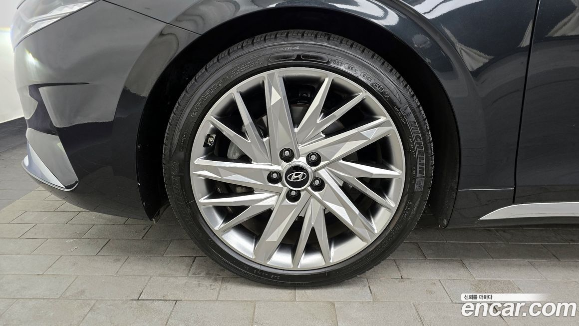 Hyundai Grandeur 2020