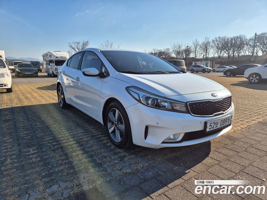 Kia K3 2016