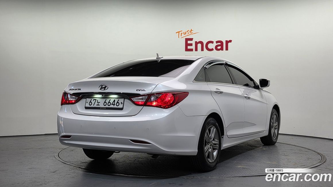 Hyundai Sonata 2013