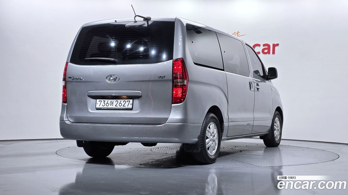 Hyundai Starex 2018