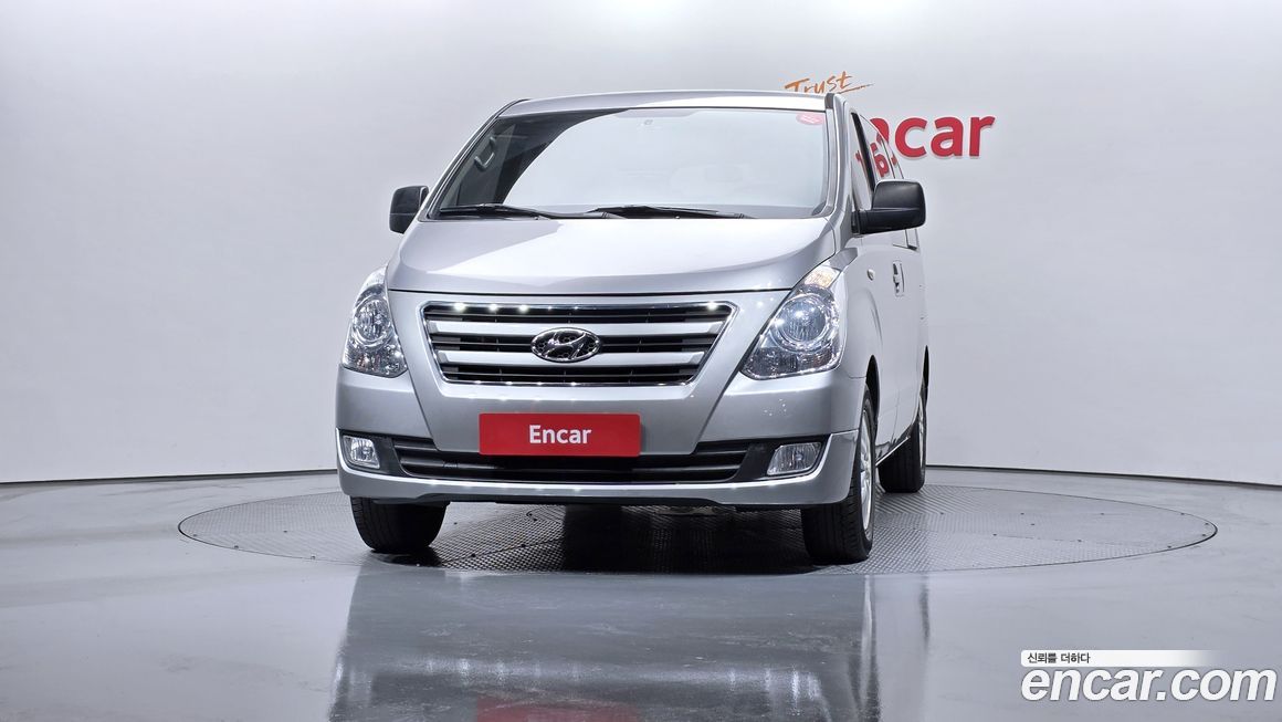 Hyundai Starex 2018