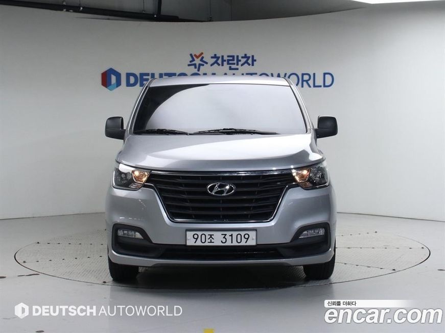 Hyundai Starex 2019