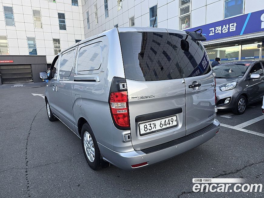 Hyundai Starex 2019