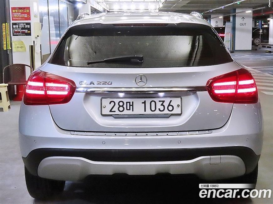 Mercedes-Benz GLA-Class 2018