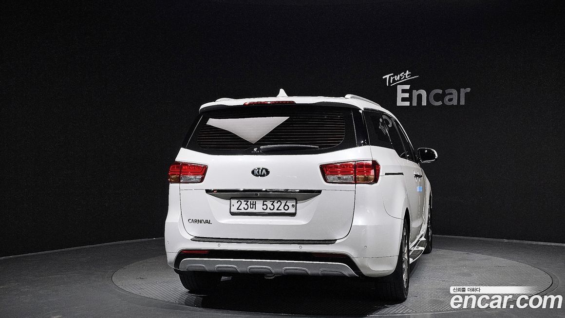 Kia Canival 2018