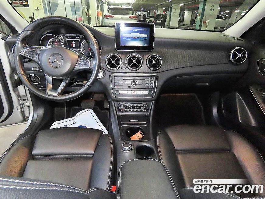 Mercedes-Benz GLA-Class 2018