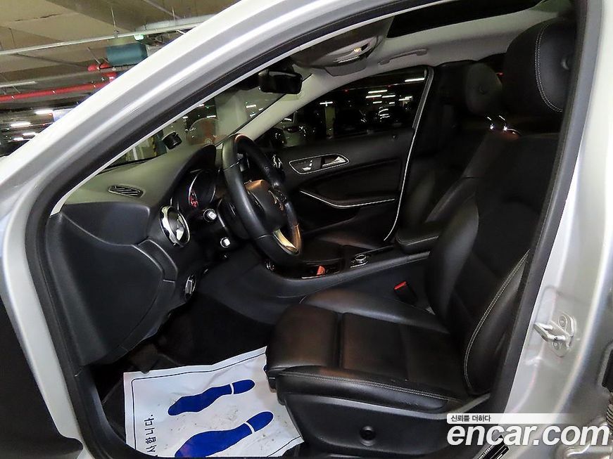 Mercedes-Benz GLA-Class 2018