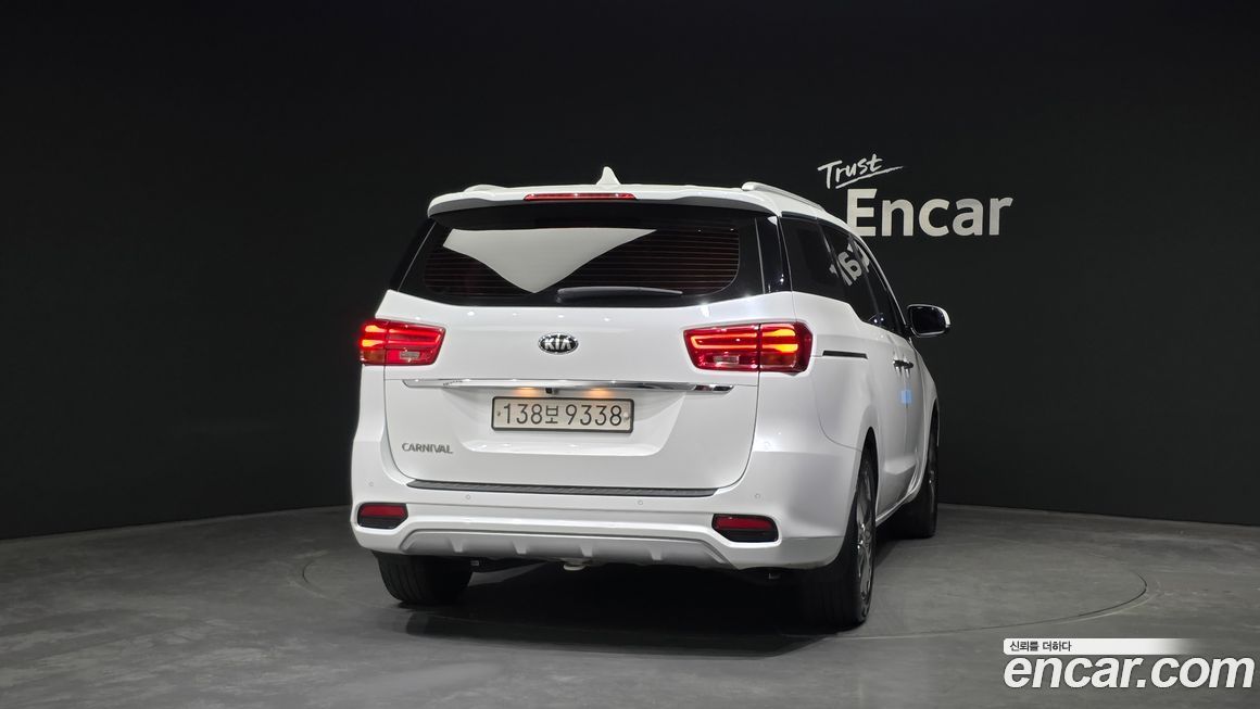 Kia Canival 2019