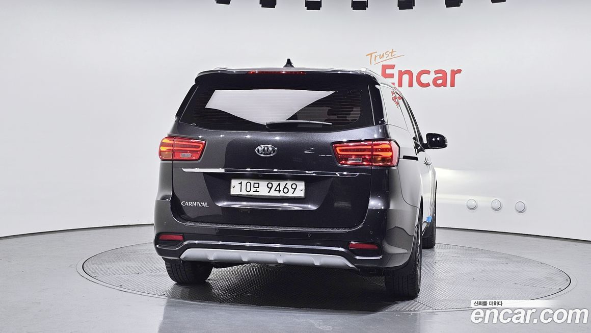 Kia Canival 2019