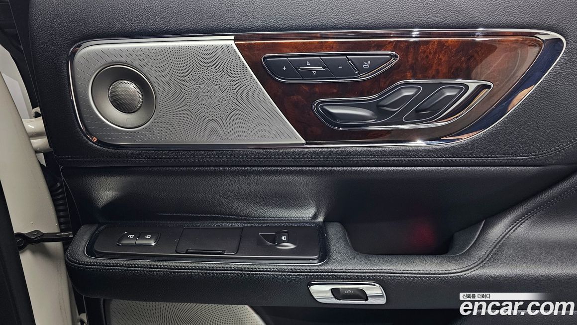 Lincoln Continental 2017