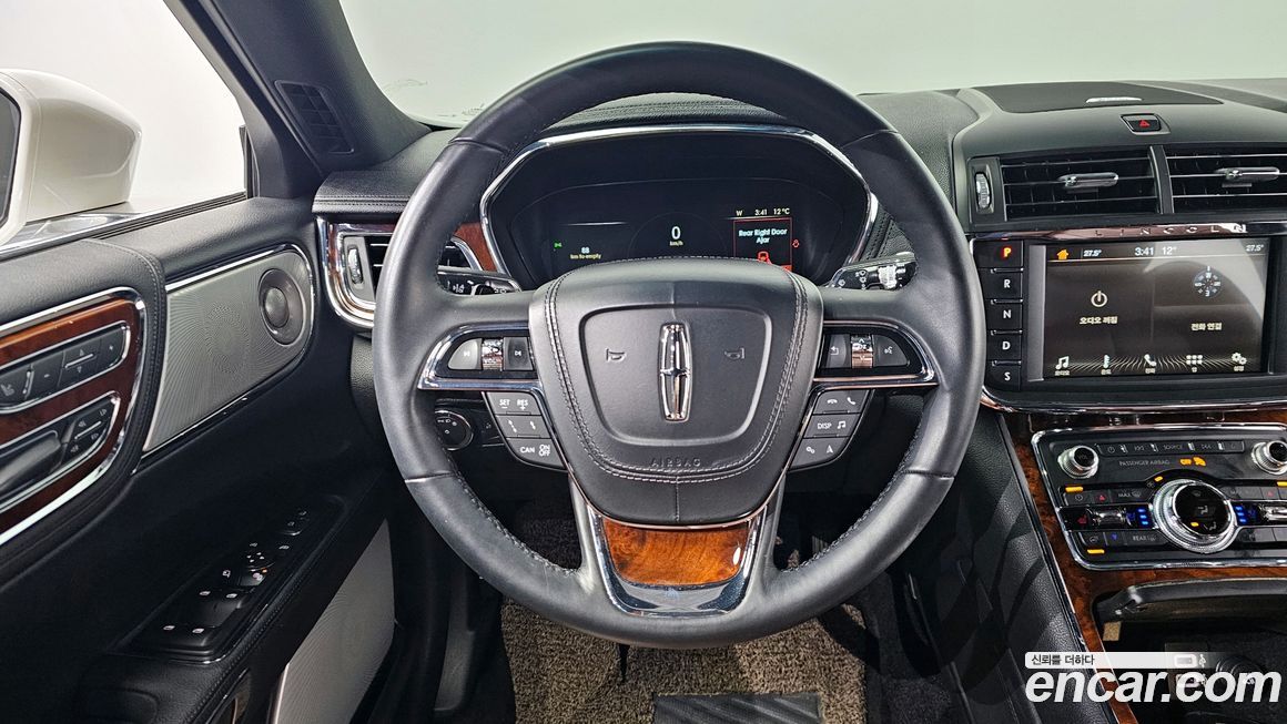 Lincoln Continental 2017