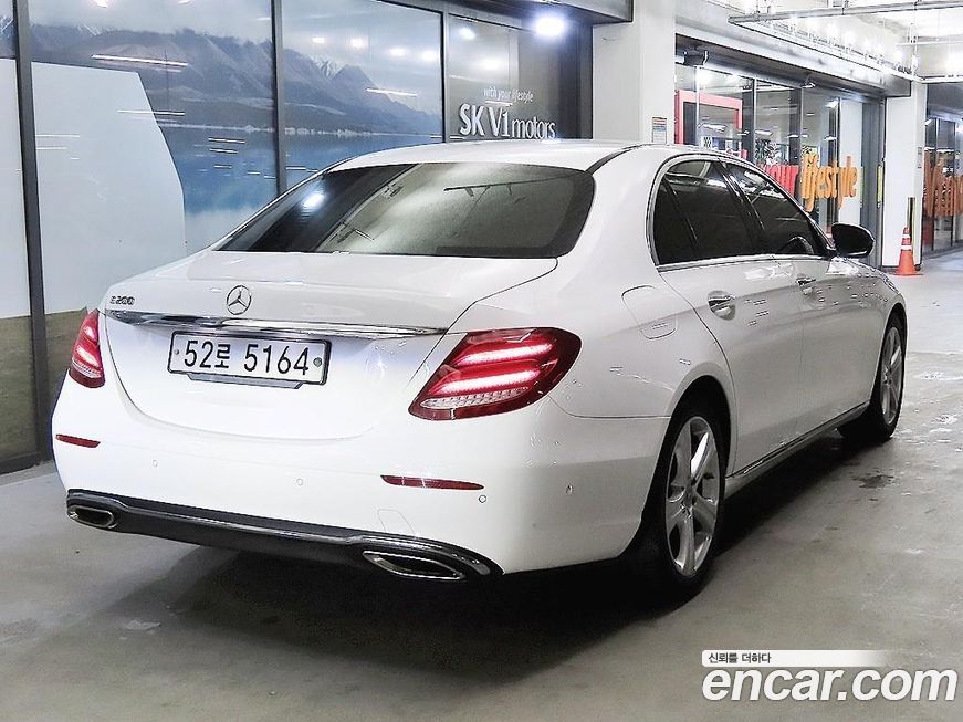 Mercedes-Benz E-Class 2018