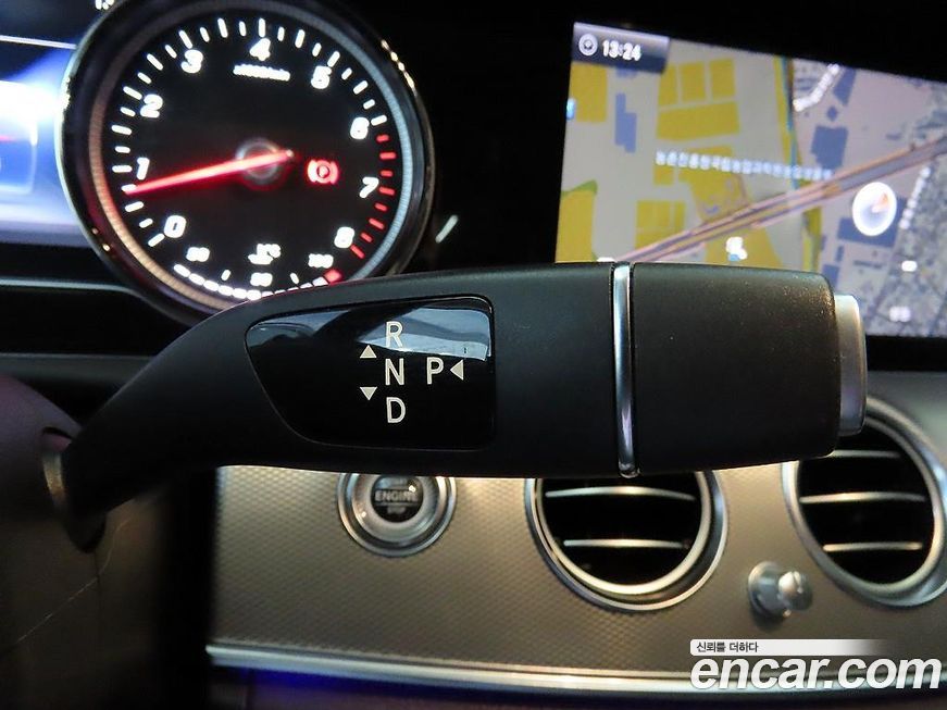 Mercedes-Benz E-Class 2018