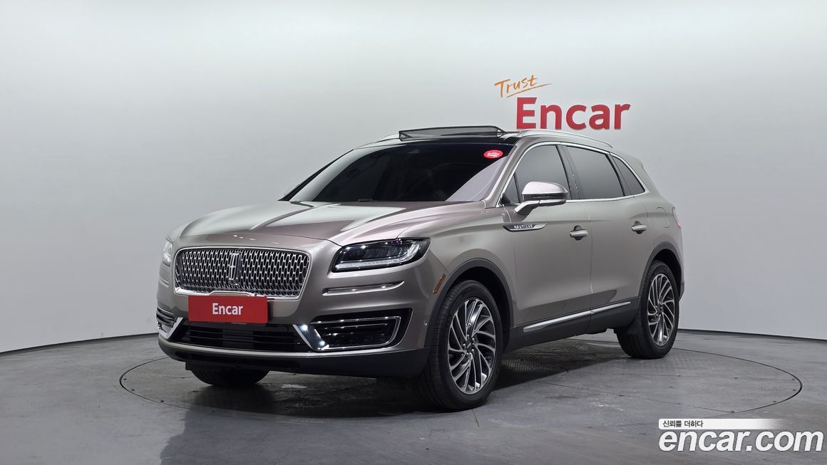 Lincoln Nautilus 2020