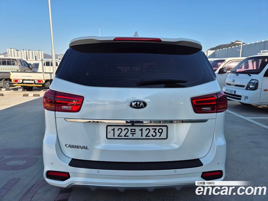 Kia Canival 2020