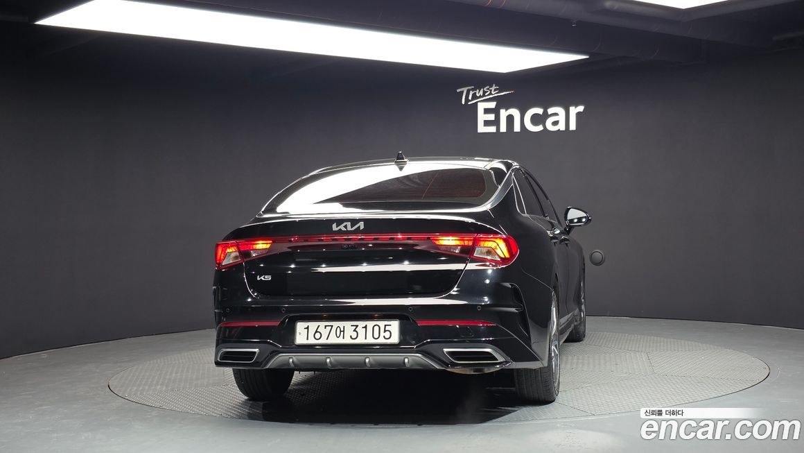 Kia K5 2023