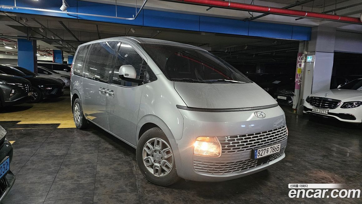 Hyundai Staria 2022
