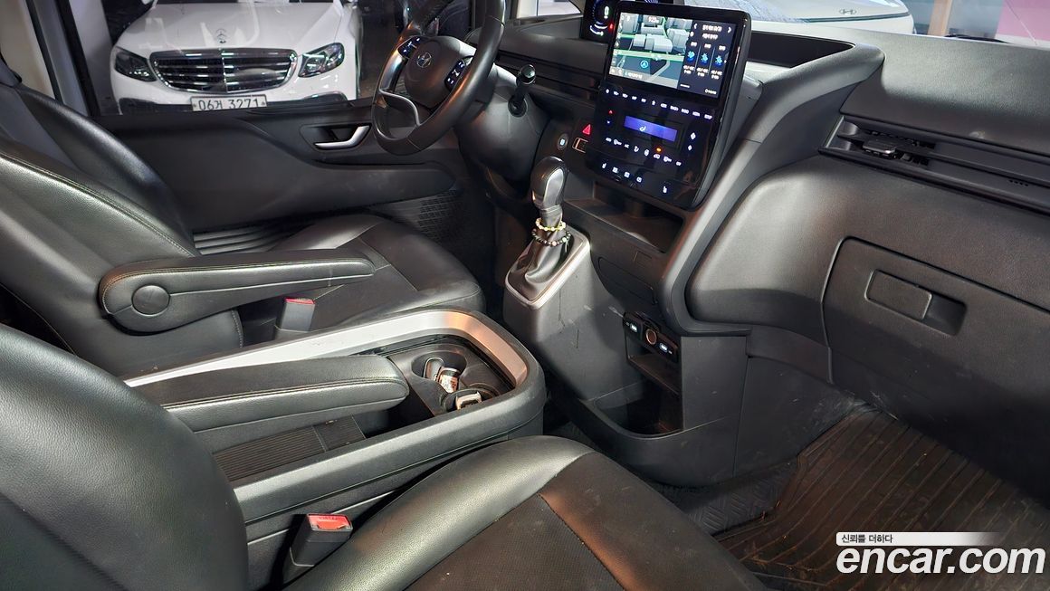 Hyundai Staria 2022