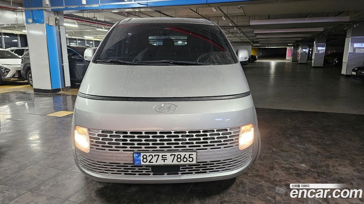 Hyundai Staria 2022