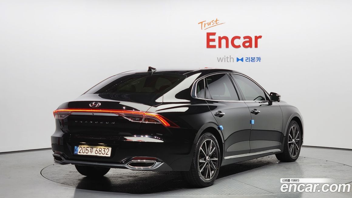 Hyundai Grandeur 2022